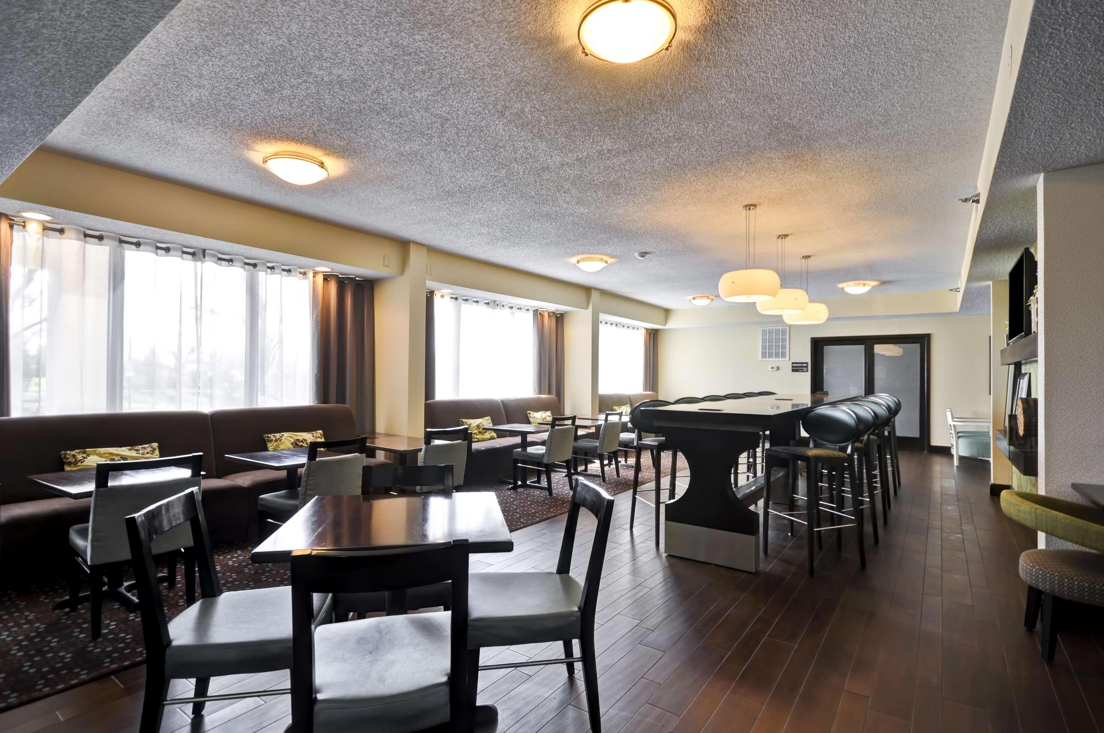 Hampton Inn Columbus/Дъблин Екстериор снимка
